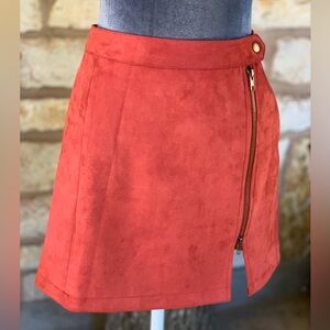 Faux Suede Burnt Orange Mini Skirt With Pockets Side Decorative Zipper (S)